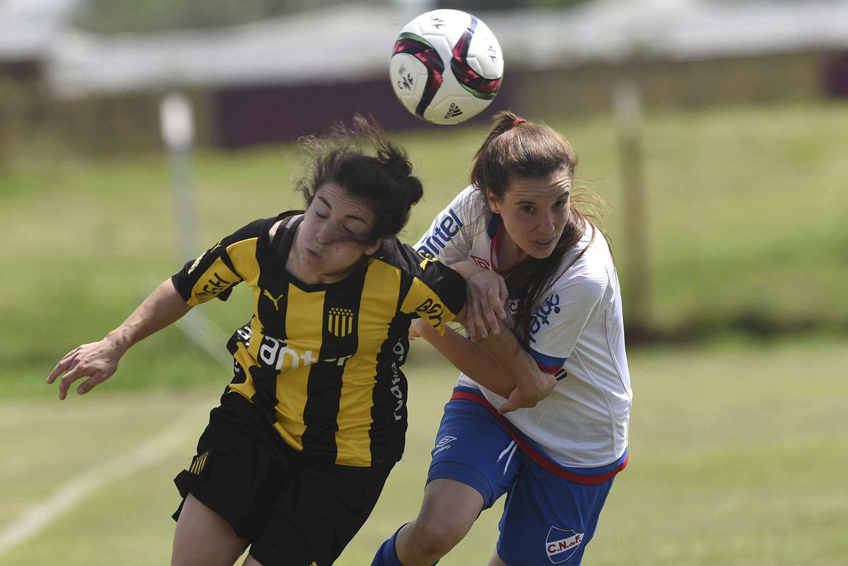 Vuelve el fútbol femenino charrúa