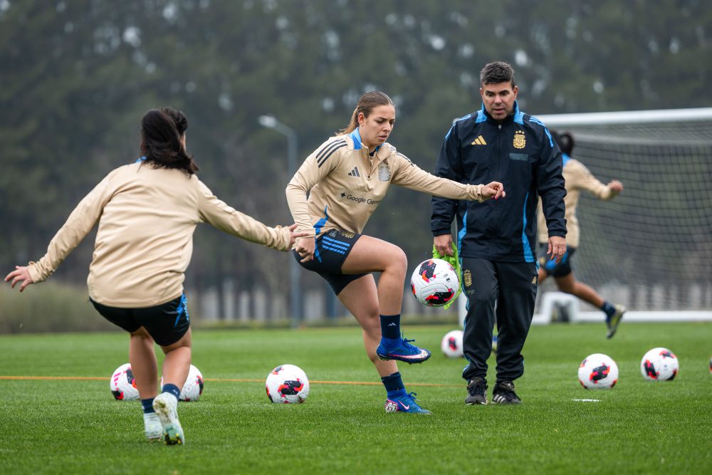 LA SUB17 Y LA SUB20 RETOMAN LOS ENTRENAMIENTOS RUMBO A LOS MUNDIALES